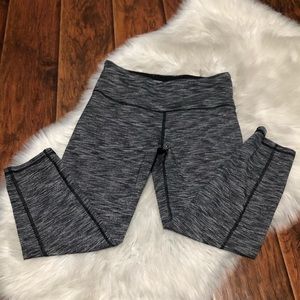 Victoria’s Secret SPORT Crop Leggings